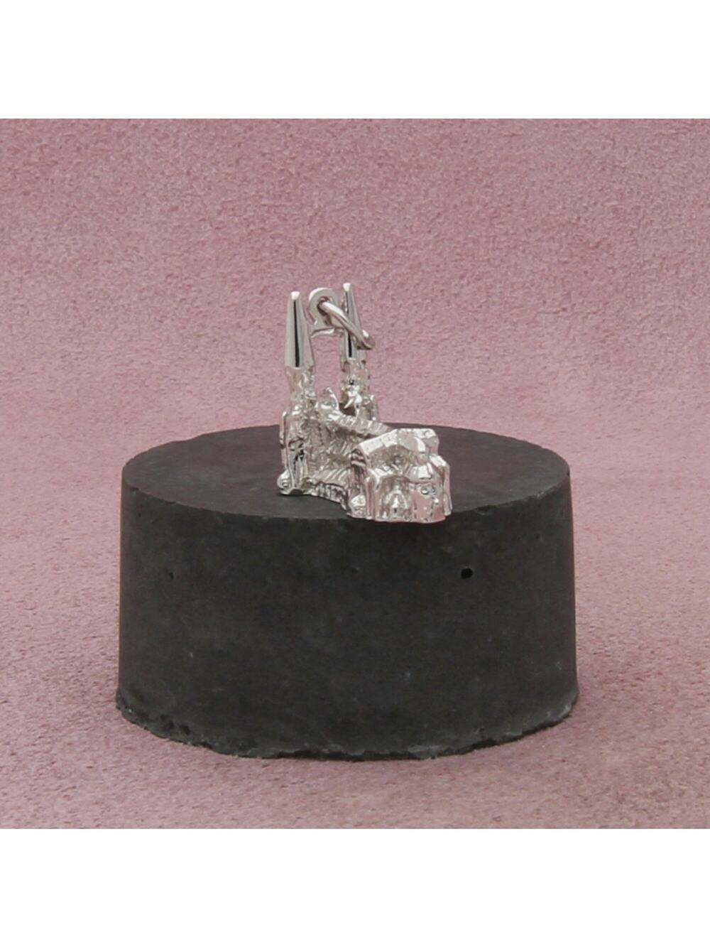 sterling silver vintage 3d saint patricks cathedral charm pendant